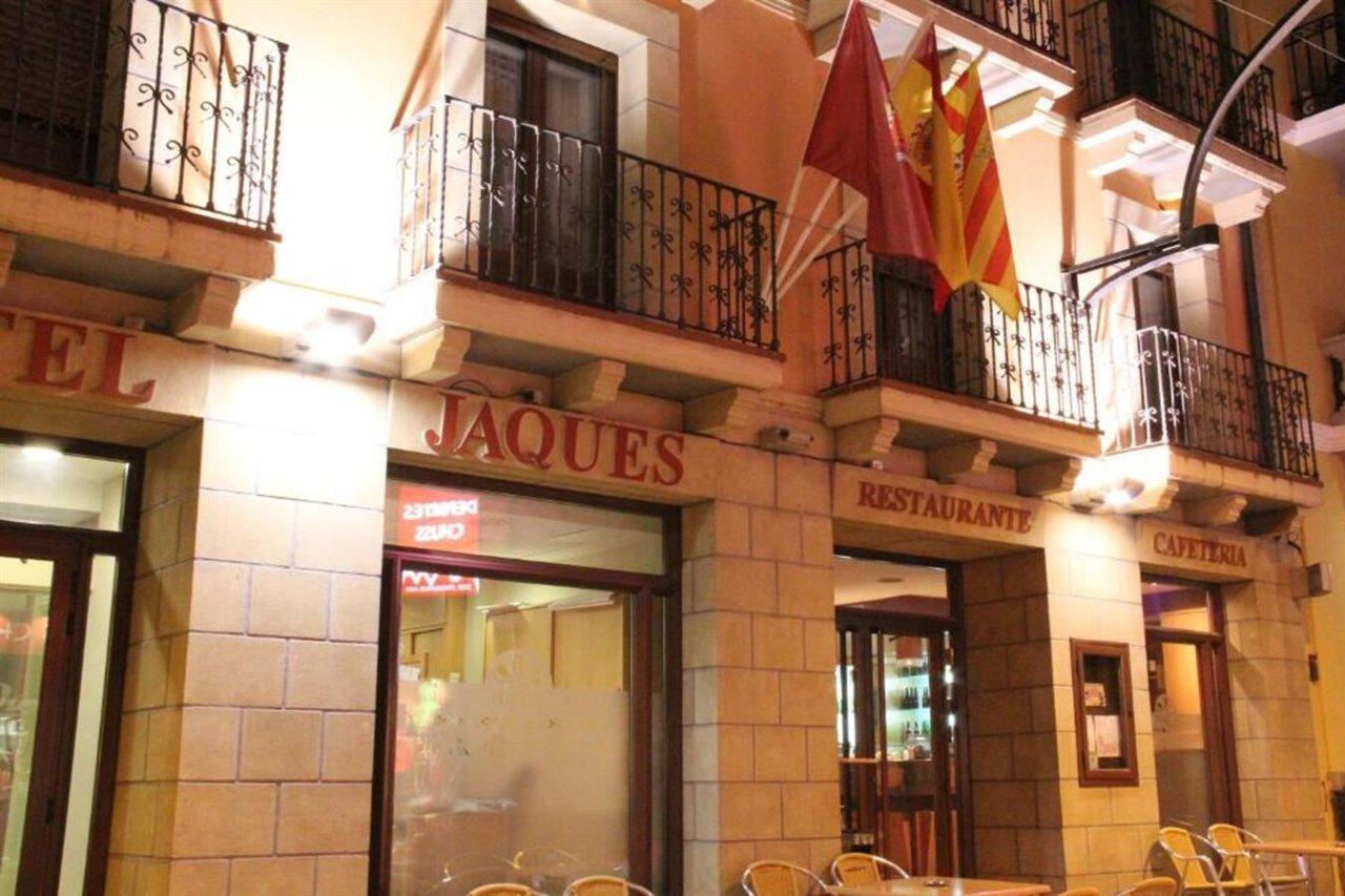 Hotel Jaques Jaca Exterior photo